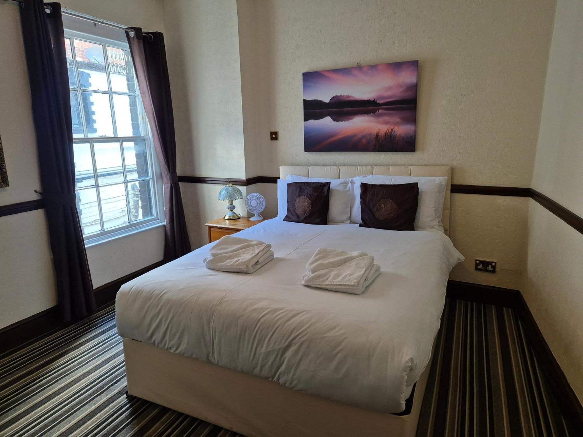 Phoenix Hotel Chard Kültér fotó